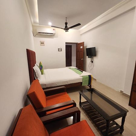 Santa Monica Resort - Calangute Bagian luar foto
