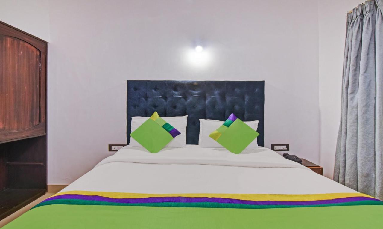 Santa Monica Resort - Calangute Bagian luar foto