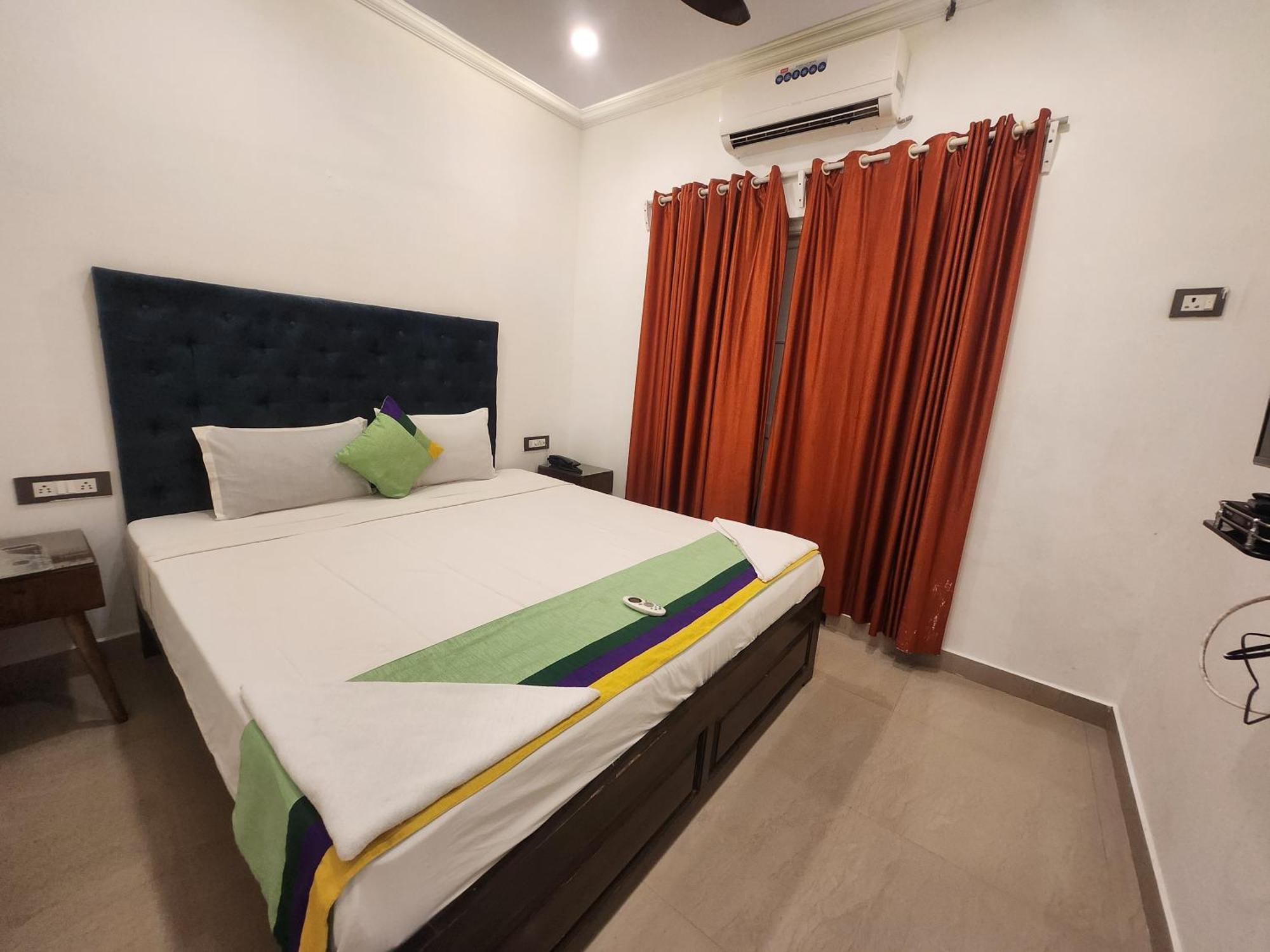Santa Monica Resort - Calangute Bagian luar foto
